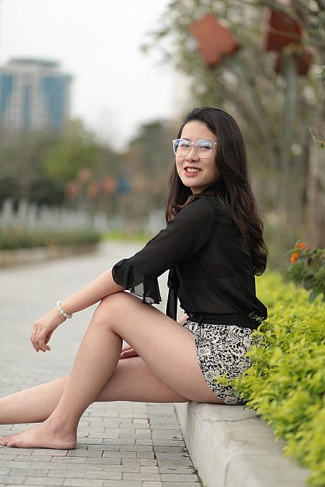 Barefoot oriental babe flaunts her pretty legs outdoors wearing a miniskirt - Image 20 of 21  in Outdoor category  