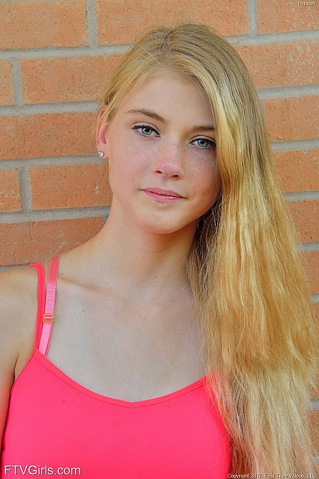 Slim blondie teen Hannah exposes her shaved vagina and booty in public - Image 18 of 20  in Pussy category   featuring Hannah Hays 