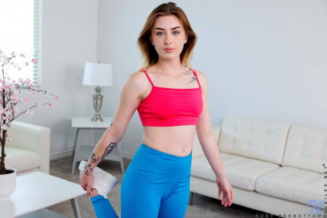 Ruby Redbottom is a yoga afficionado who loves working out to keep herself - #233626
