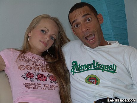 Blonde teenie Ramon shows off her tight booty in panties & blows a big dong - Gallery #40920