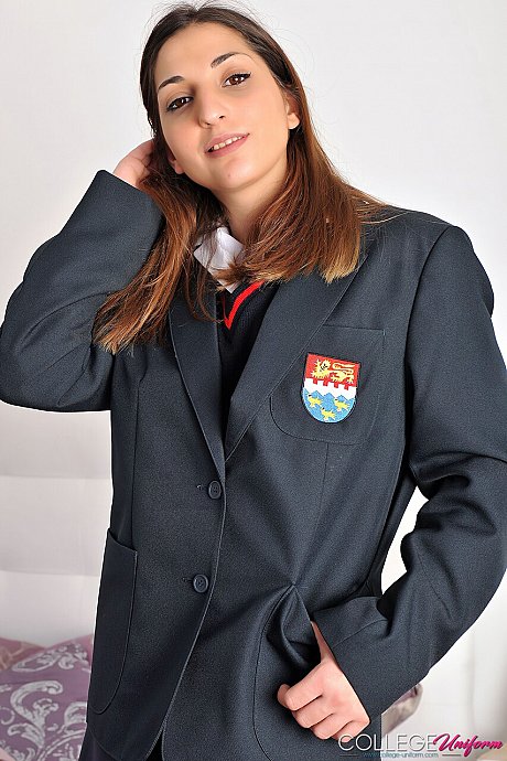 College Uniform performed by Jimena Lago Porn Pictures - Image 1 of 21  in Dildo category   featuring Jimena Lago 