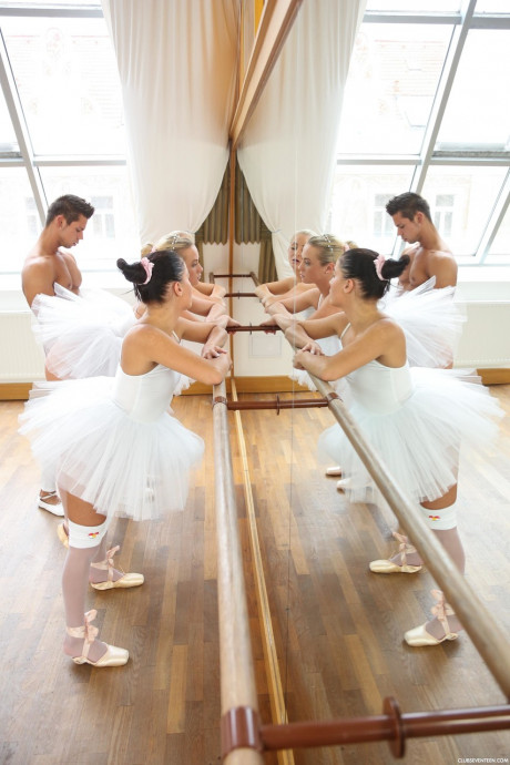 Pantyless ballerinas indulge in hot groupsex with their ballet teacher - #476383