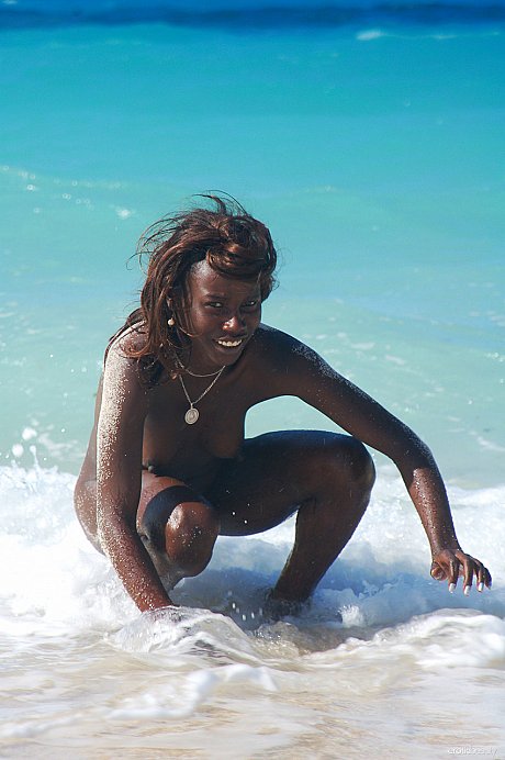 Exotic ebony babe Maria L showcases her great undressed body on a sandy beach - Image 14 of 20  in Outdoor category   featuring Maria L 