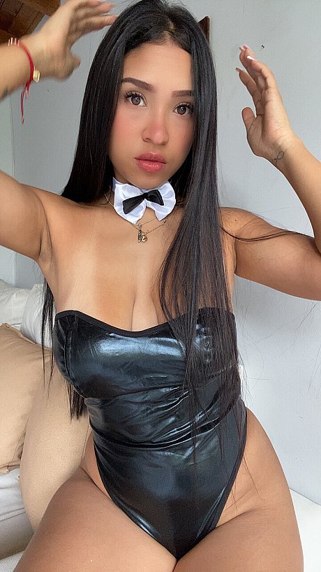 OnlyFans Sarah Lopez 1 featuring Sarah Lopez 1 Porn Pictures - Image 4 of 10  in Ass category   featuring Sarah Lopez 1 