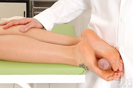 Injured babe Clanddi Jinkcego gets her toes & gigantic breasts worshiped in a 3some - Image 9 of 21  in Pussy category   featuring Clanddi Jinkcego 