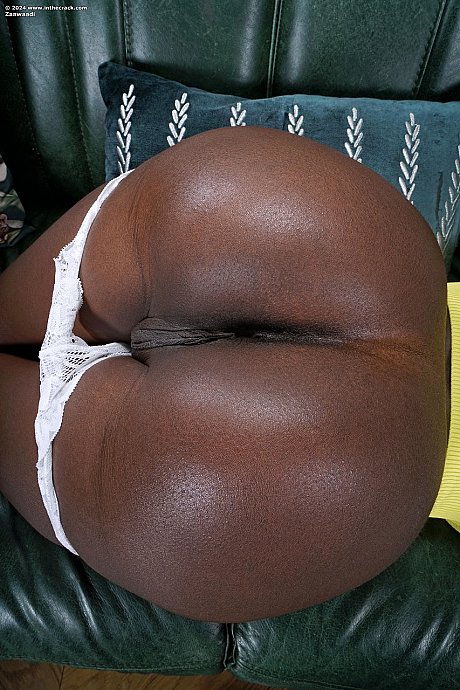 Beautiful short haired ebony model Zaawaadi flaunts her shiny butt and humongous melons - Image 9 of 20  in Pussy category   featuring Zaawaadi 