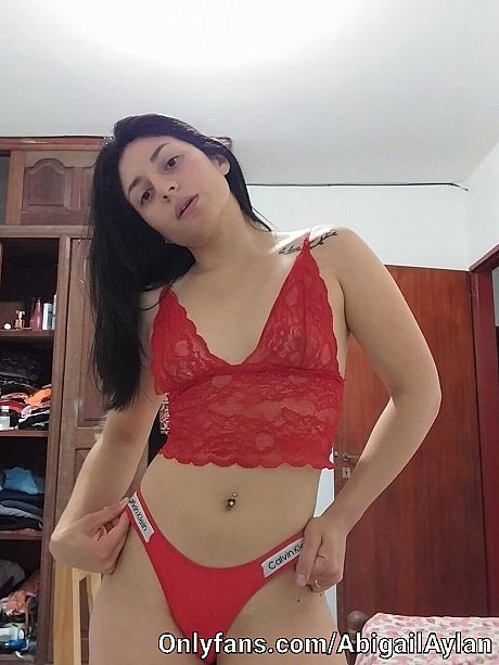 OnlyFans Abigail Aylan Abigail Aylan - Image 7 of 10  in Model category   featuring Abigail Aylan 