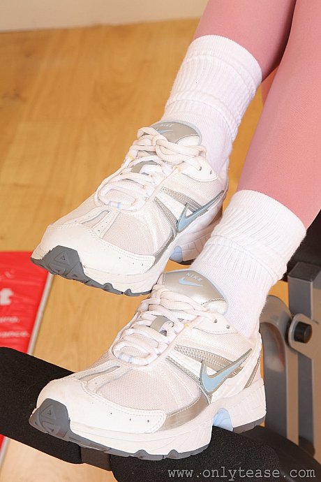 Porn Pics featuring Melanie Porn XXX - Image 11 of 21  in Pantyhose category   featuring Melanie Walsh 