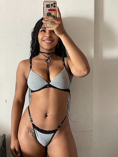 OnlyFans Paola Axo featuring Paola Axo Hot Porn - Image 14 of 21  in Ass category   featuring Paola Axo 