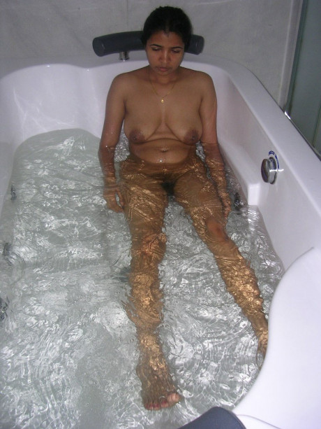 Indian wife Radha swallows her husband dick after doing bathroom things - #1189761