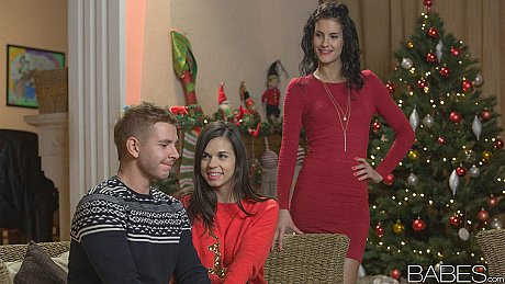 Leanna fine and hot GF have threesome sex in socks at Christmas - Image 2 of 14  in Legs category   featuring Leanna Sweet, Nekane 