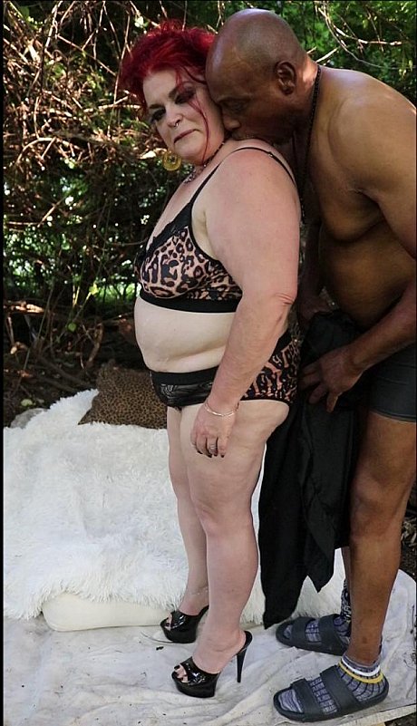 Lizheat XXX undressed Gallery - Image 1 of 11  in Outdoor category  