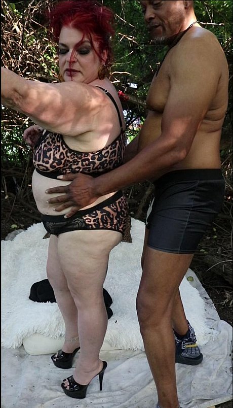 Lizheat XXX undressed Gallery - Image 3 of 11  in Outdoor category  