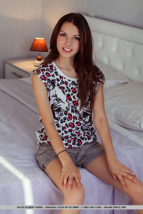 Sweet little Iva strips bare on the bed & flaunts her cute toes for the camera - #161019