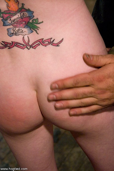 MILF Alexa Lynn gets gagged & bound on her tippy toes with a crotch rope - Image 5 of 20  in Pussy category   featuring Sgt Major, Alexa Lynn 