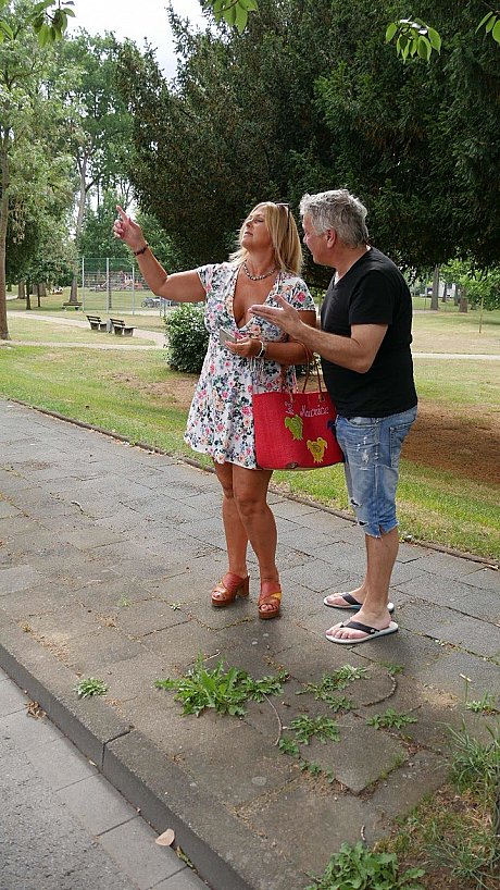 Chubby German MILF strips and gets her hole filled in a pink ice cream van