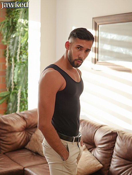 Jawked performed by REM DIMARTINZ naked XXX - Image 5 of 21  in Gay category  