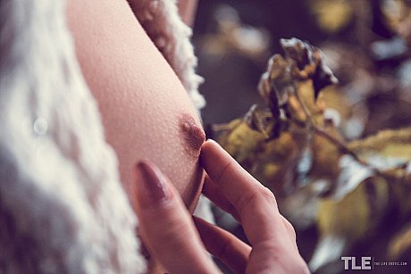 Ravishing bitch girl lady Marlyn takes off a masquerade mask while touching her bald slit - Image 5 of 16  in Model category   featuring Marlyn 