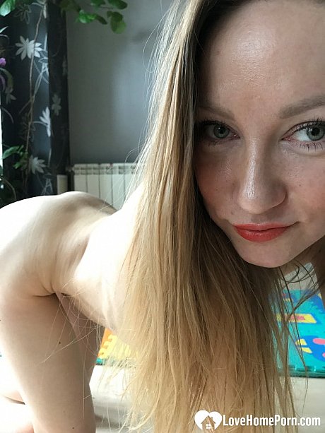 Thin amateur MILF Katlynn takes attractive naked selfies while spreading her snatch - Image 19 of 20  in Pussy category   featuring Katlynn 