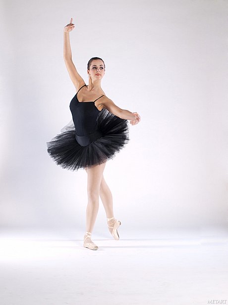 Attractive teen ballerina Bianca C gets naked & shows her humongous melons and bald vagina - Image 4 of 21  in Pussy category   featuring Bianca C 