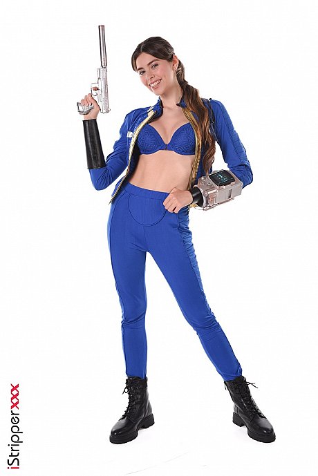 Stunning whore lady Alissa Foxy fingers her snatch after a striptease show - Image 2 of 14  in Close Up category   featuring Alissa Foxy 