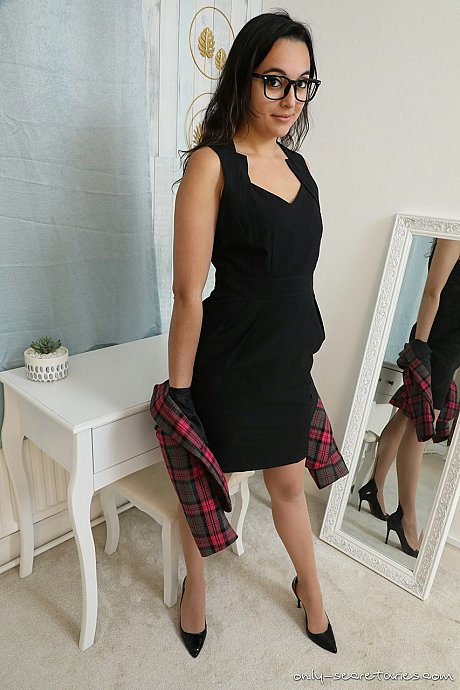 Brunette secretary Summer Fox unveils her small boobies while wearing glasses - Image 9 of 16  in Skirt category   featuring Summer Fox 