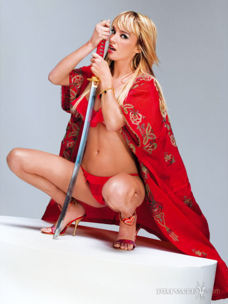 Attractive Samurai dancer unveils for a deep DP from her ninja opponents - #465602