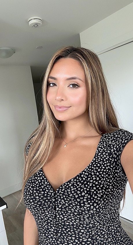 OnlyFans Bia Bangs Free Sex Pics - Image 11 of 21  in Model category  