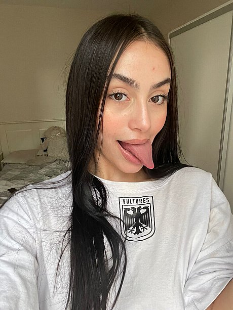 OnlyFans Lily Rose Vibes featuring Lily Rose Vibes Hot Photos - Image 8 of 18  in Model category   featuring Lily Rose Vibes 