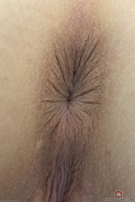 Pretty amateur nerd Fiona Sprouts flaunts her sweet feet & holes up close - Image 16 of 20  in Teen category   featuring Fiona Sprouts 
