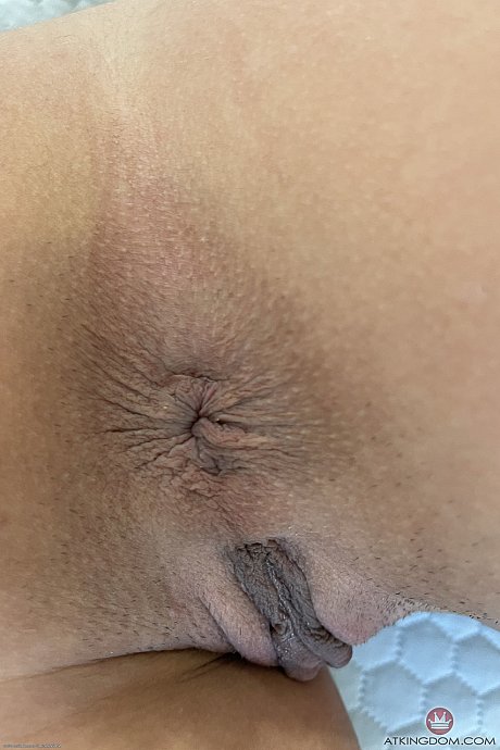 Fine babe Summer Vixen shows her lovely love holes and spreads them on a bed - Image 13 of 21  in Pussy category   featuring Summer Vixen 