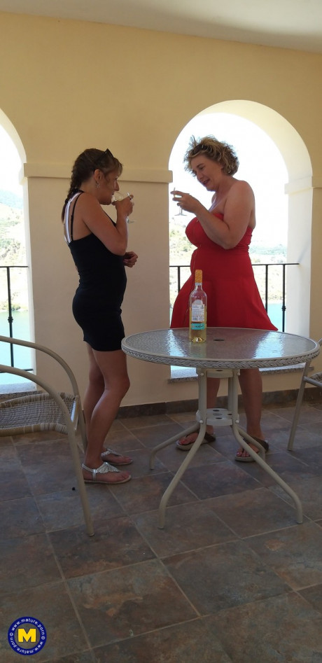 Curvaceous old lesbians Camilla C & Pandora drinking wine on vacation - #889019