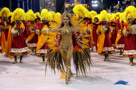 Alluring Latinas in sweet costumes expose their hot curves at the Rio Carnival