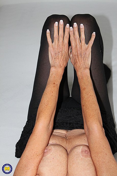 European cougar with freckles Franziska shows her body in a solo - Image 11 of 20  in Pussy category   featuring Franziska 