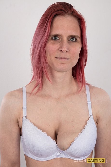 Ginger amateur Kveta shows her mismatched breasts while standing undressed - Image 4 of 20  in Close Up category   featuring Kveta 