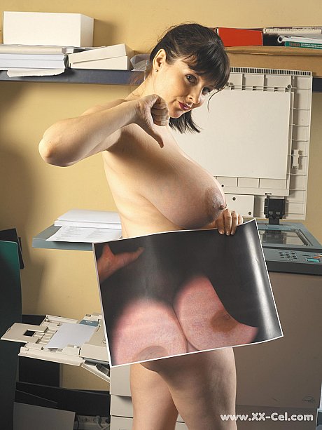 MILF Lorna Morgan showing her fat vagina & sizing her enormous natural boobs - Image 20 of 20  in Spreading category   featuring Lorna Morgan 