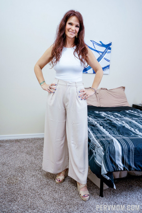 Perv Mom Syren De Mer, Conor Coxxx - #393631