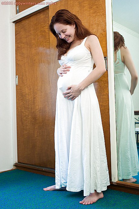 Amateur pregger Rosanna shows off her belly bump and swollen boobs - Image 2 of 16  in Babe category   featuring Rosanna 