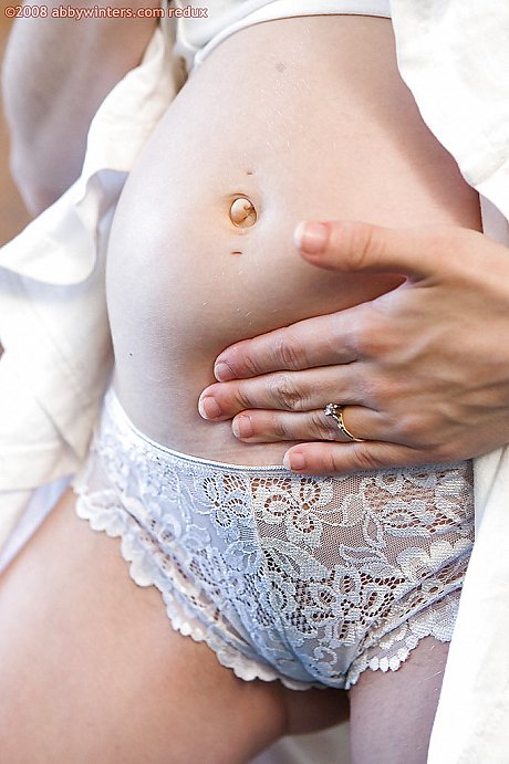 Amateur pregger Rosanna shows off her belly bump and swollen boobs - Image 4 of 16  in Babe category   featuring Rosanna 