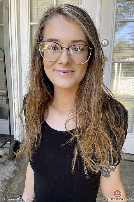 Amateur nerd Meloni Moon showing off her firm booty and delicious holes up close - Image 1 of 20  in Pussy category   featuring Meloni Moon 