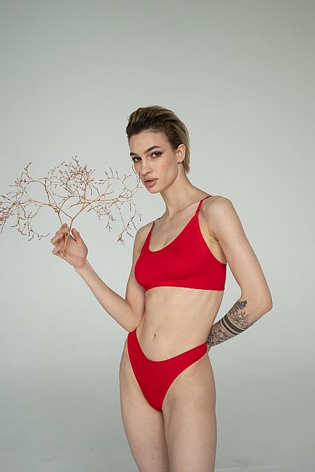 Bentbox performed by Valentina Fedyainova undressed Pictures - Image 7 of 21  in Teen category   featuring Valentina Fedyainova 