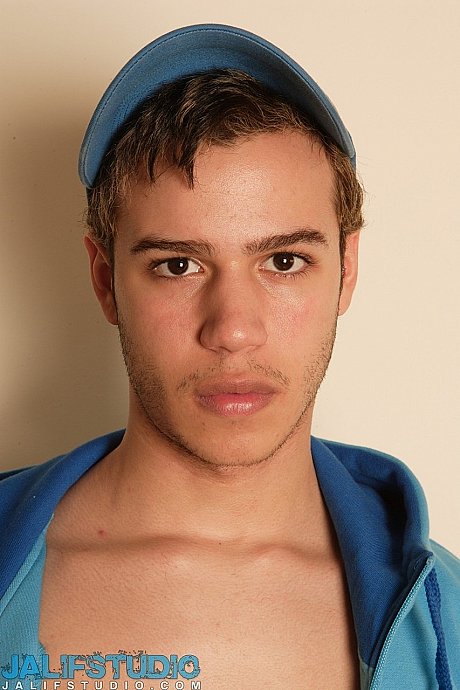 Lonely gay hubby bf Giuliano Giusepino teases with his large schlong while posing - Image 16 of 21  in Gay category  
