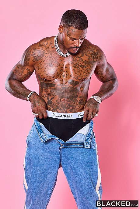 Blacked starring Angie Faith, Jason Luv Porn Images - Image 11 of 21  in Ass category   featuring Jason Luv, Angie Faith 