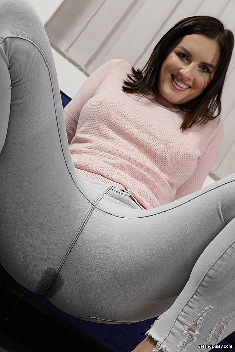 Naughty brunette Jenifer Jane masturbates & shows her snatch while pissing - Image 2 of 20  in Pussy category   featuring Jenifer Jane 