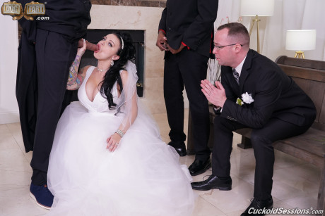 Cuckold Sessions Interracial Wedding - #80689