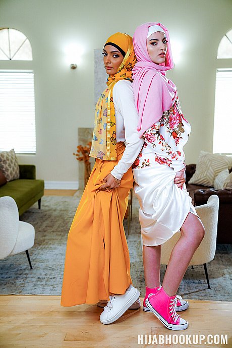 Hijab Hookup Julia James, Laynee James, Anthony White - Image 5 of 21  in Lesbian category   featuring Julia James, Laynee James, Anthony White 