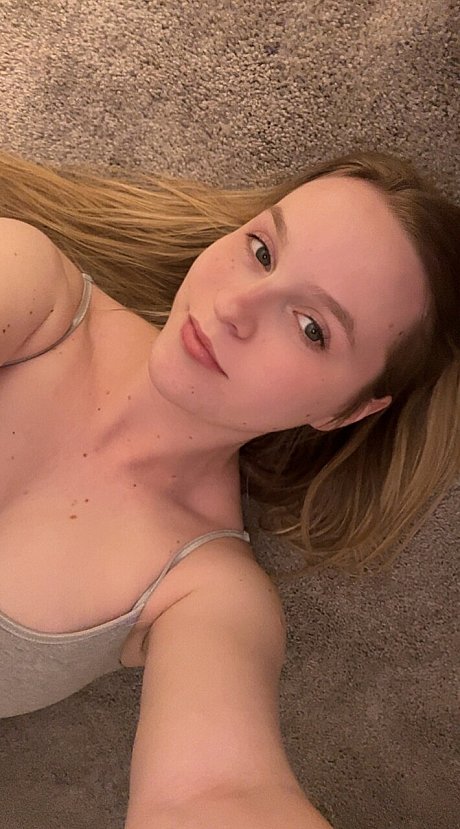 OnlyFans Madison Rose undressed Pics - Image 6 of 12  in Babe category  