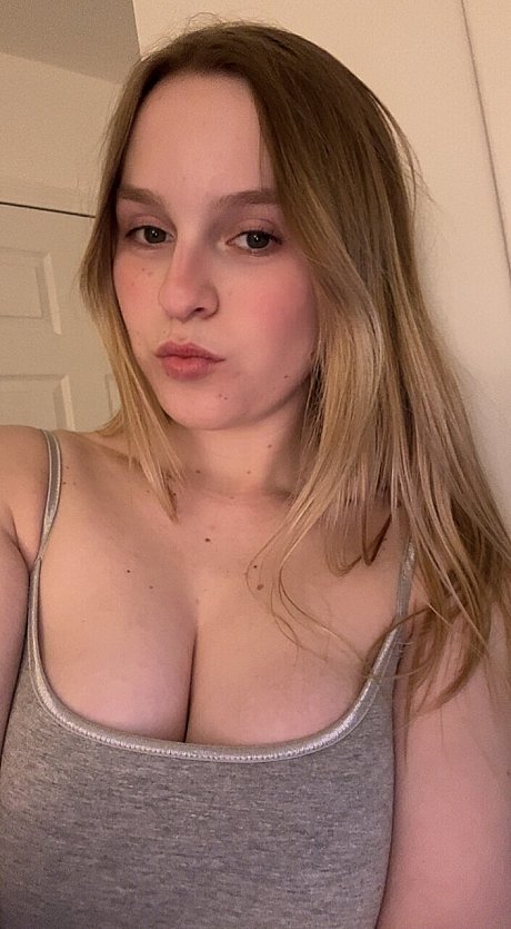 OnlyFans Madison Rose undressed Pics - Image 12 of 12  in Babe category  