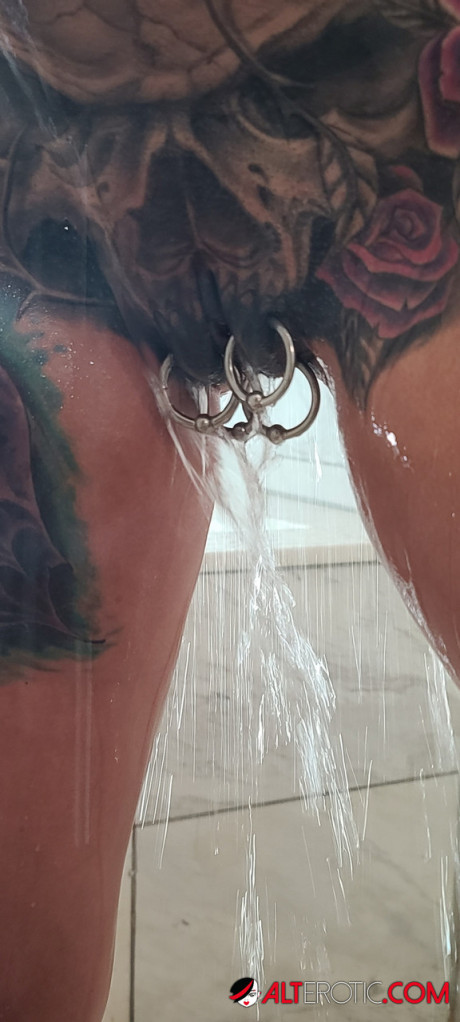 Tatted old girl Marie Bossette highlights her pierced twat while showering - #180363