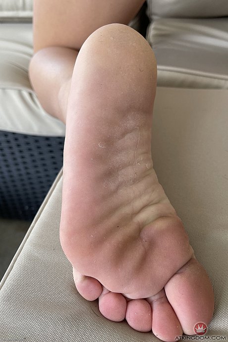 Beautiful lovely teen Emma Bugg shows her inviting trimmed snatch up close - Image 5 of 20  in Pussy category   featuring Emma Bugg 